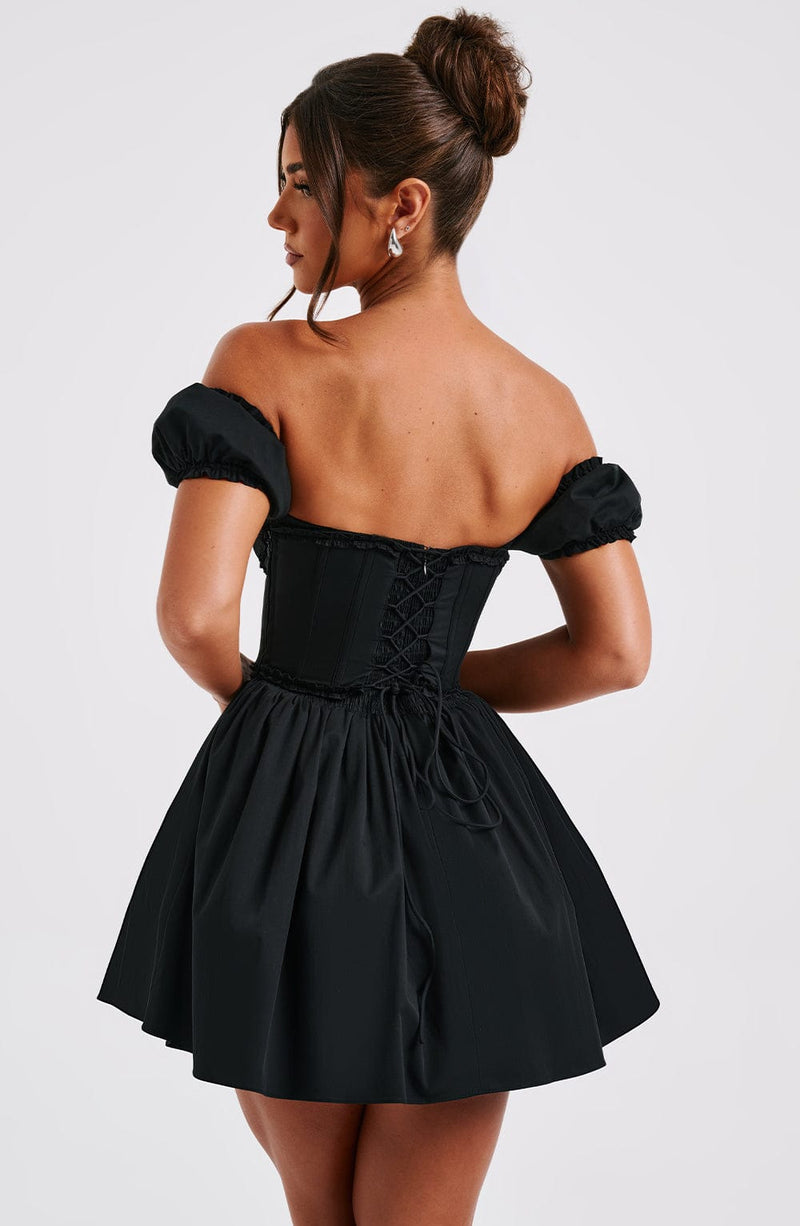  Almost Famous Junior's Cutout Ruched Halter Dress Black Size  X-Small : Clothing, Shoes & Jewelry